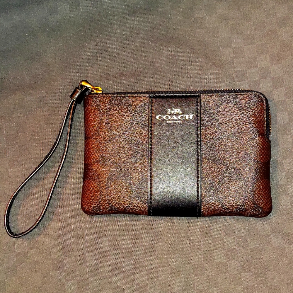 Coach single zip wristlet Brown/Black